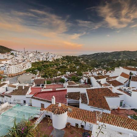 Precioso apartamento de dos plantas con vistas Frigiliana Exterior foto